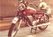 Suzi GT250_1.JPG