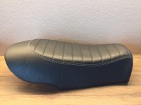 35 Sitzbank gepolstert.JPG