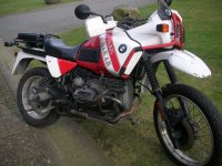 16-01-31-R100 GS PD rot-weiß.jpg