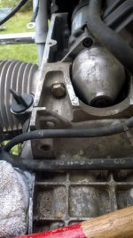 BMW R100 R Anlasserschraube.jpg