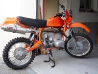 BMW mit Füßchen-k.jpg