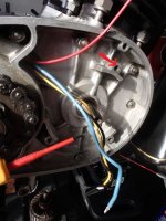D+ 61 Kabel Masseschluß Kabel noch ohne Bougierrohr.jpg