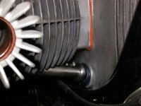 7_Neu gedichtet Loctite und Hylomar.jpg