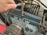 2020-11-05___BMW_Elektrik_Luftfilter_Batteriekasten 006.jpg