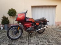 R100-RS-01.jpg