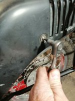 2020-11-16_BMW_Seitendeckel_Kofferträger 006.jpg