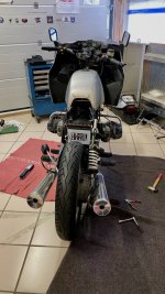 BMW - 1.jpg