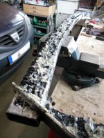 Oxystrip auf Pulverung AHK.jpg