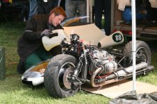 CSC BMW Kneeler Bj.1974.jpg