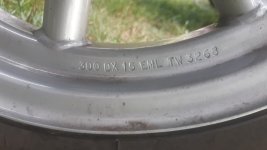 Vorne 300DX 15 EML TW 3268.jpg