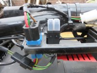 17 Fahrzeugelektrik BMW R 80 G-S Sicherungen 02.JPG