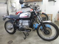 R80ST-red.JPG