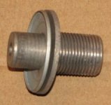 Schwingenbolzen mit Scheibe und Nilosring.JPG