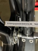 Bremsaufnahme-Innen-Felge-Unten-Links-66mm.jpg
