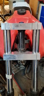 Gabelbrücken CNC verbaut (1).jpg