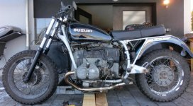 R80 Suzuki Tank Lampenhalter Sitzbank Honda vorderrad.jpg