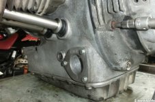 BMW R80 Motor sechskantschraube.jpg