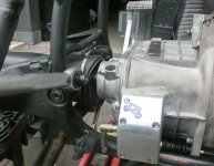BMW R80 Kardanwelle Schraube.jpg