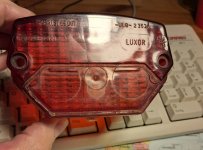 gspd-heckleuchte_glas.jpg
