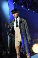 Galiano_Mens_fashion_5f5f.jpg