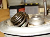 GGG Ventilführung mit Ölabstreifkappe.jpg