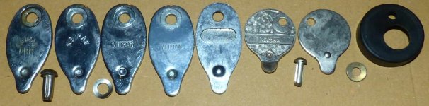 Abdeckungen Lenkschloss.JPG