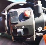 KTM LC8 950 Adventure links.jpg KTM LC8 950 Adventure links.jpg