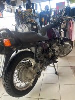 r100r04.jpg