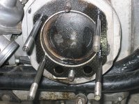 Bertha_Zylinderkopf_re_Einlass%20009.jpg