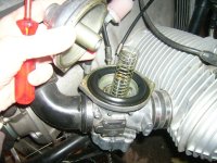 R100GS_Vergaser001.jpg