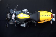 R1100S_1.jpg