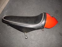 Sitzbank 001 (Mittel).JPG
