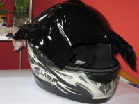 helm1.jpg