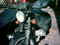 Bagster Kniedecke frontal 1.jpg