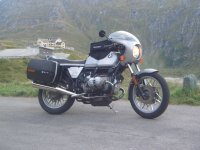 R 100 1.jpg