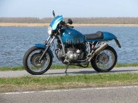 2r100r02.jpg