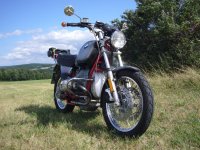 R80ST-001.jpg