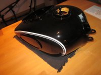 tank lack und linien (2).jpg