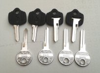BMW keys.jpg