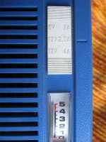 Ladegerät 6-12 V  2,5 A bzw. 4 A (1).JPG