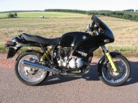 Copy of FM 1000_01.jpg