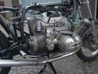 Motor von rechts-2.JPG