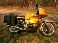 R100RS_gold_dark.jpg