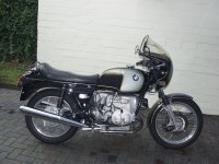R90S seitlich.jpg