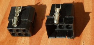 Steckergehäuse 6polig.JPG