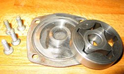 25c6_Ölpumpe.jpg 25c6_Ölpumpe.jpg